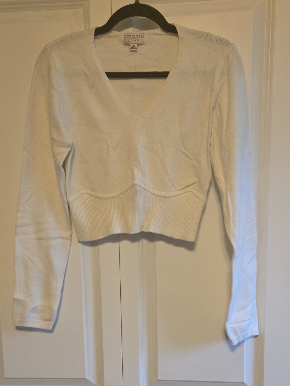 Dictionary Knitwaer White V-Neck Ribbed Crop Sweater Top Xl